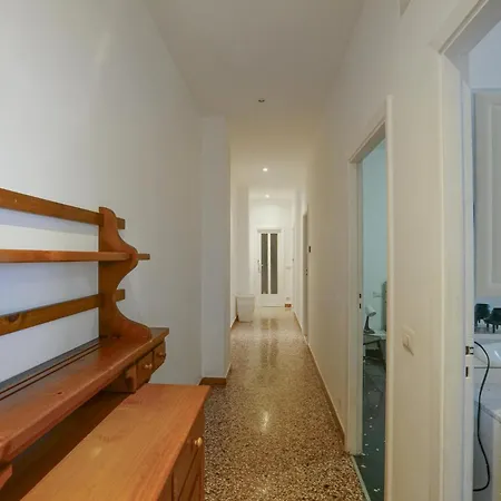 Διαμέρισμα 2 Bedroom Cozy In