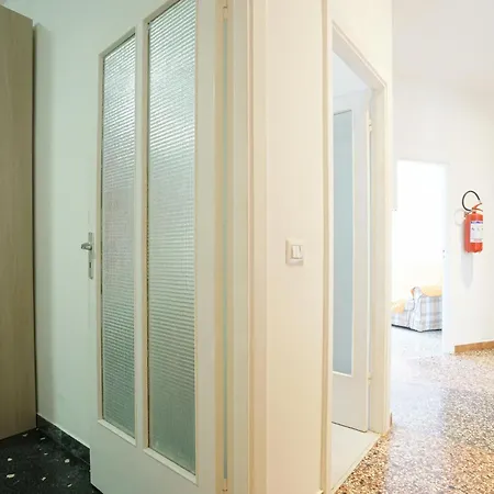 Apartment 2 Bedroom Cozy In Savona