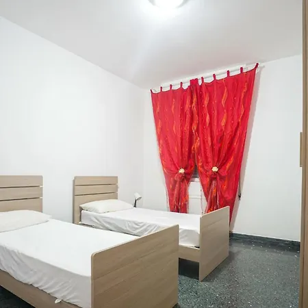 2 Bedroom Cozy In Lägenhet *